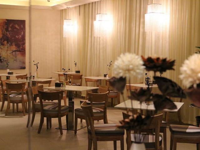 Jinjiang Inn Select Xining West Wusi Road New Hualian Square Exterior photo
